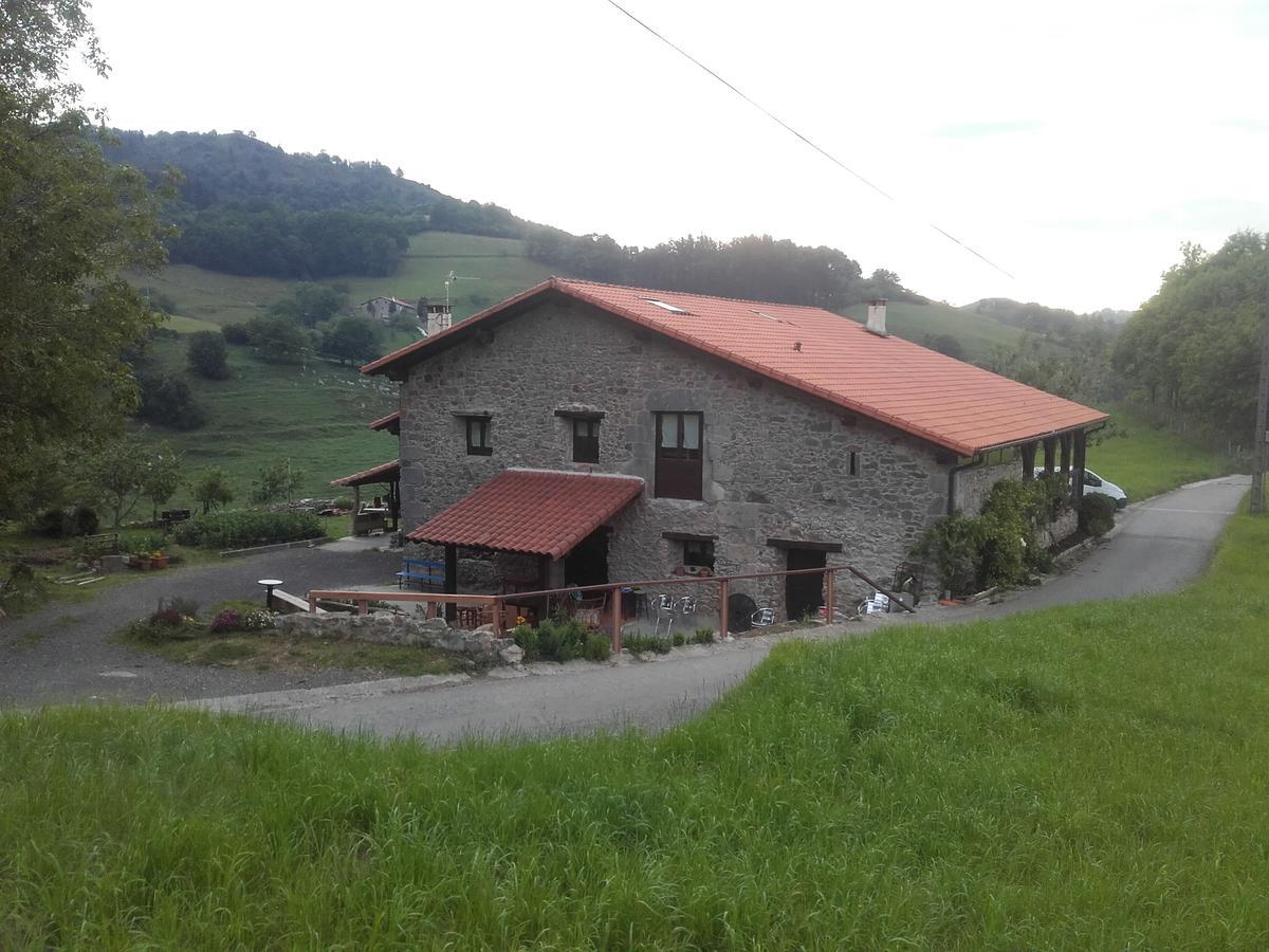 Otardi Hostel Asteasu Exterior photo
