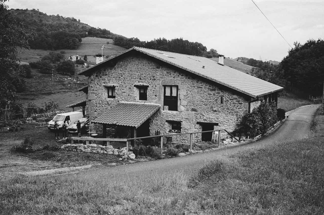 Otardi Hostel Asteasu Exterior photo